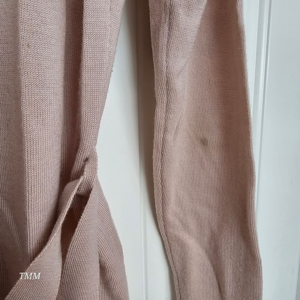 Damaged/Moth Holes Burberry Sweater - Picture 7 of 8